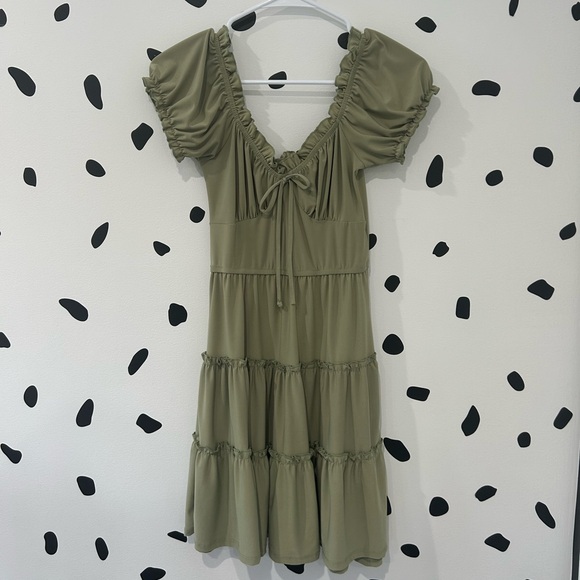 SMALL HEART & HEALS GREEN RUFFLE DRESS - Picture 8 of 8